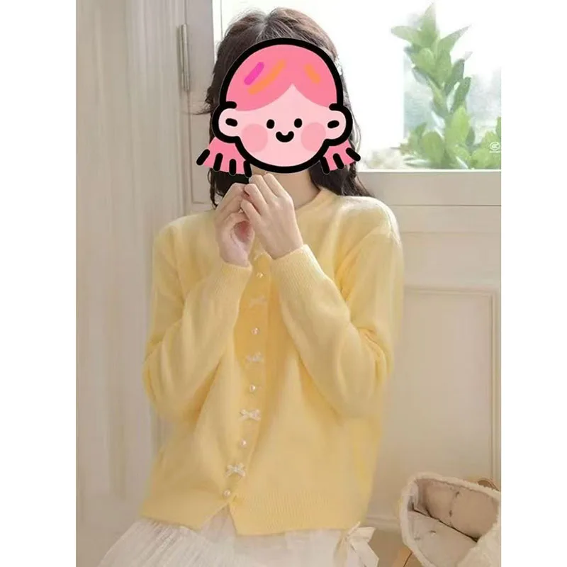 Cardigan lavorato a maglia con fiocco carino dolce giallo decorato da donna cardigan a maniche lunghe a maniche lunghe con colletto tondo allentato casual