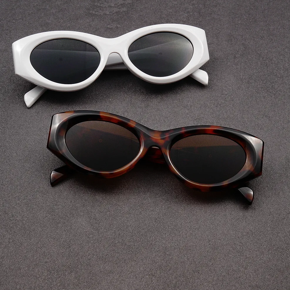 Fashion Retro Cat Eye Sunglasses for Women Luxury Brand Designer Oval Small Frame Sun Glasses Men Trendy Eyewear UV400 Shades