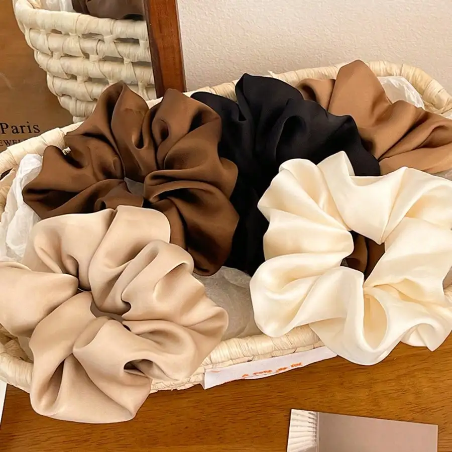 

3pcs/1pc 16cm/6.3in Silk Satin Black, White, Red, Khaki Elegant Versatile High-Quality Minimalist Solid Color Hair Scrunchies, Suitable For Daily Wear, Casual, Commute, Vacation, Ponytail, Face Washing, Makeup, Outfit & Jewelry Matching Hair Rope Elastic