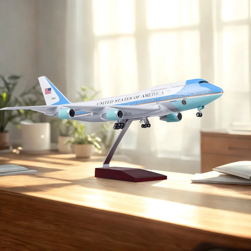

47CM Home Decor Planes Boeing 747 Air Force One Aircraft Model Miniature Plane with Light Wheel Landing Gear Diecast Airplanes