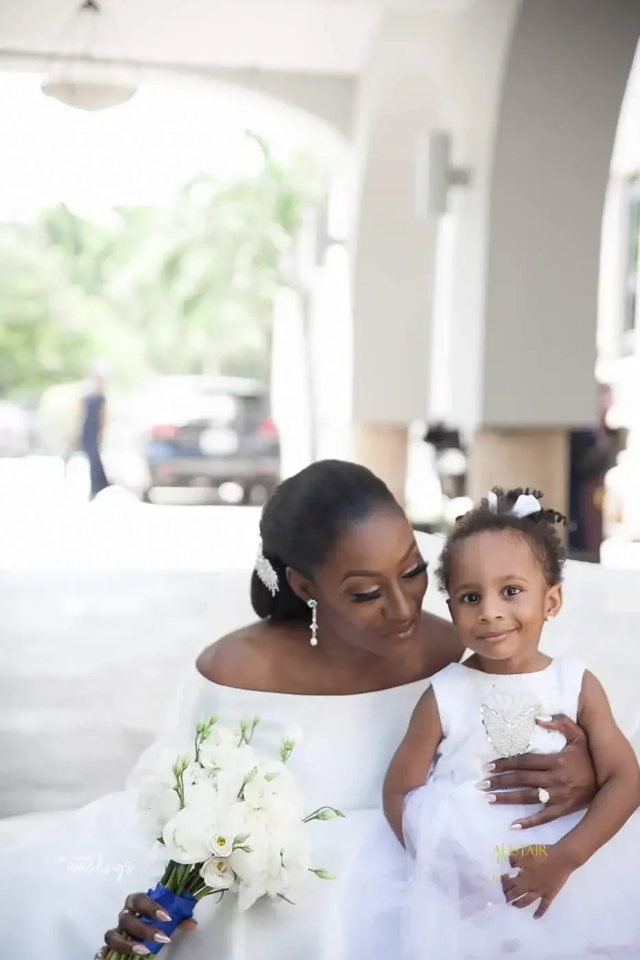 Personalizado simples a linha de cetim vestidos de casamento africanos trem varredura plus size vestido de noiva vestios de novia