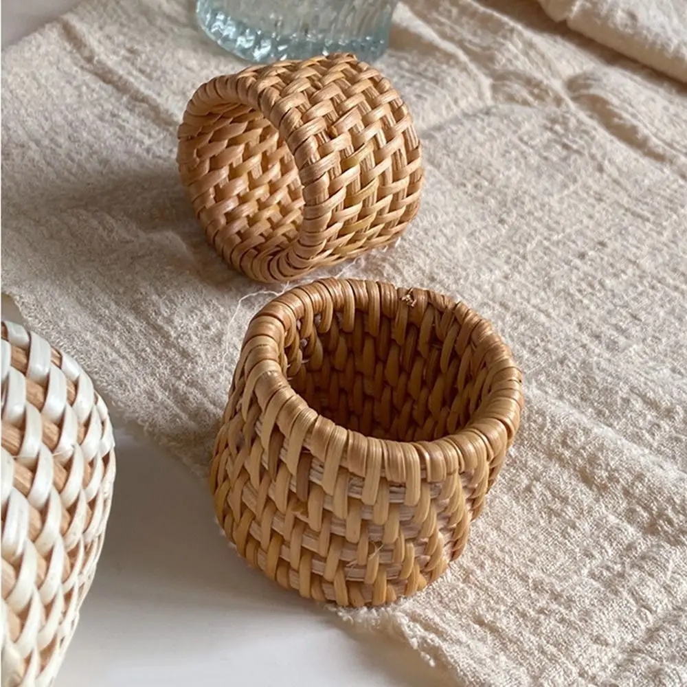Solid Color Handwoven Rattan Napkin Rings Natural Material Hand-woven Technique Rustic Natural Napkin Holder Table Decoration