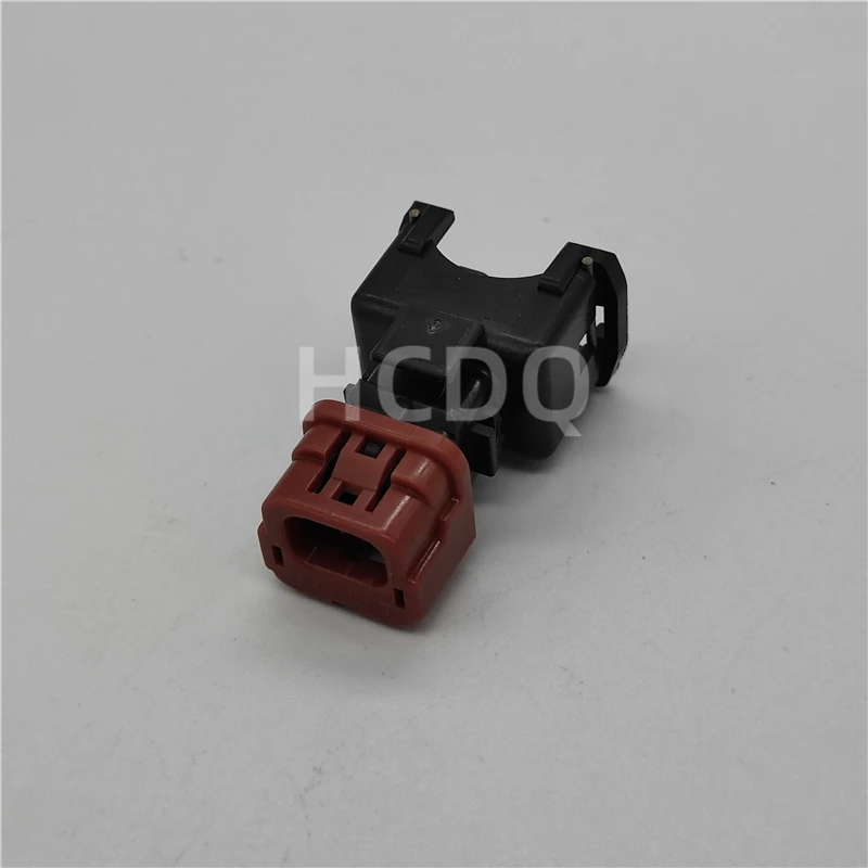 10 PCS Original and genuine PB185-02026 Sautomobile connector plug housing supplied from stock