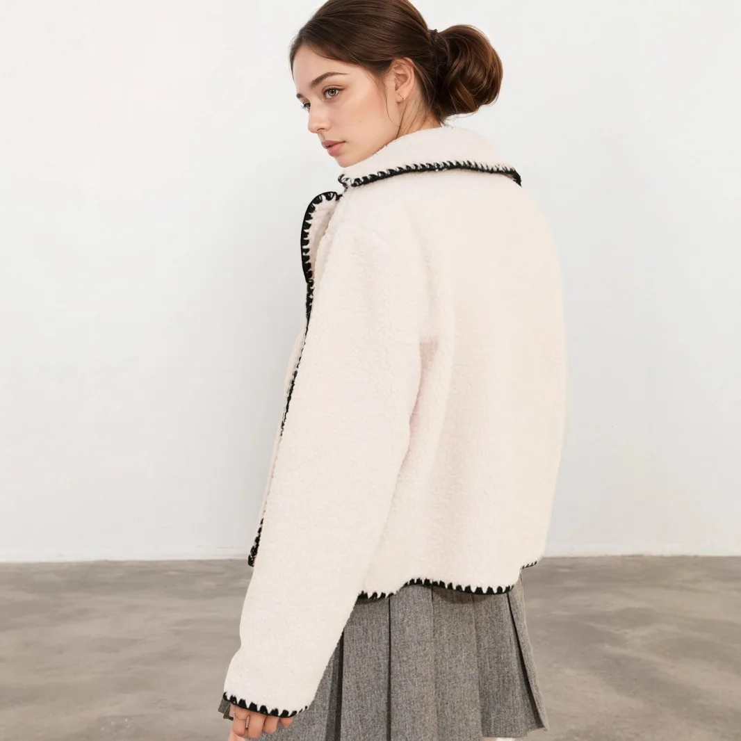 秋冬ファッショナブルなレーストリムラムファー厚手オーバーサイズコート、女性用エレガントなアウターウェア