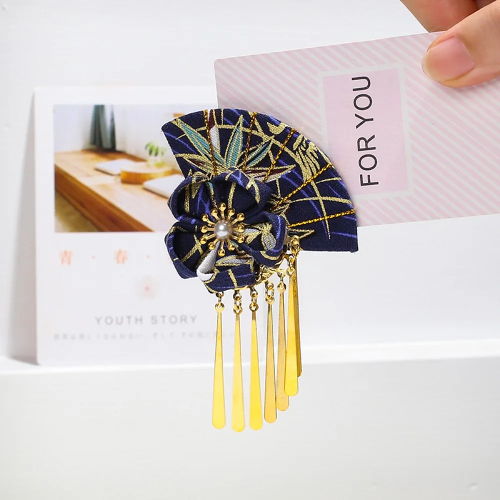 

Elegant Kimono Hair Clip Metal Tassel Traditional Fan Shape Hairpin Sakura Flower Cloth Faux Pearl Decor Hair Clip Cosplay