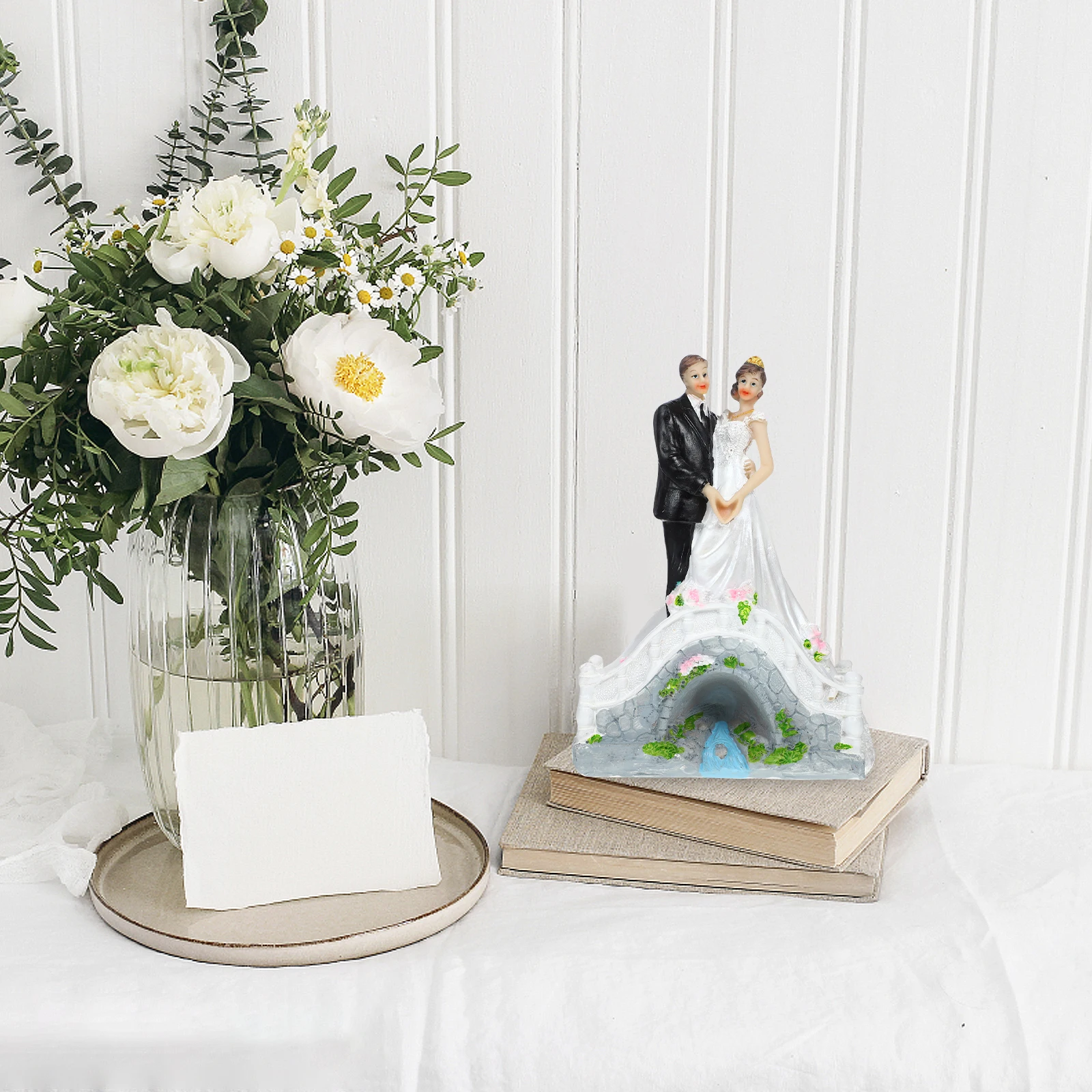 

Resin Bride Groom Figure Cake Decor Adorable Cartoon Wedding Accessory Elegant Tabletop Ornament Unique Style Couple Figure