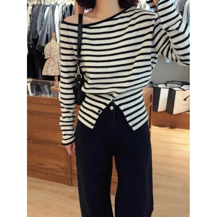 Women's Stripe Knitted Sweater One-oulder Slit Design Casual Loose Fit Long Sve Warm Autumn Winter Faion Top