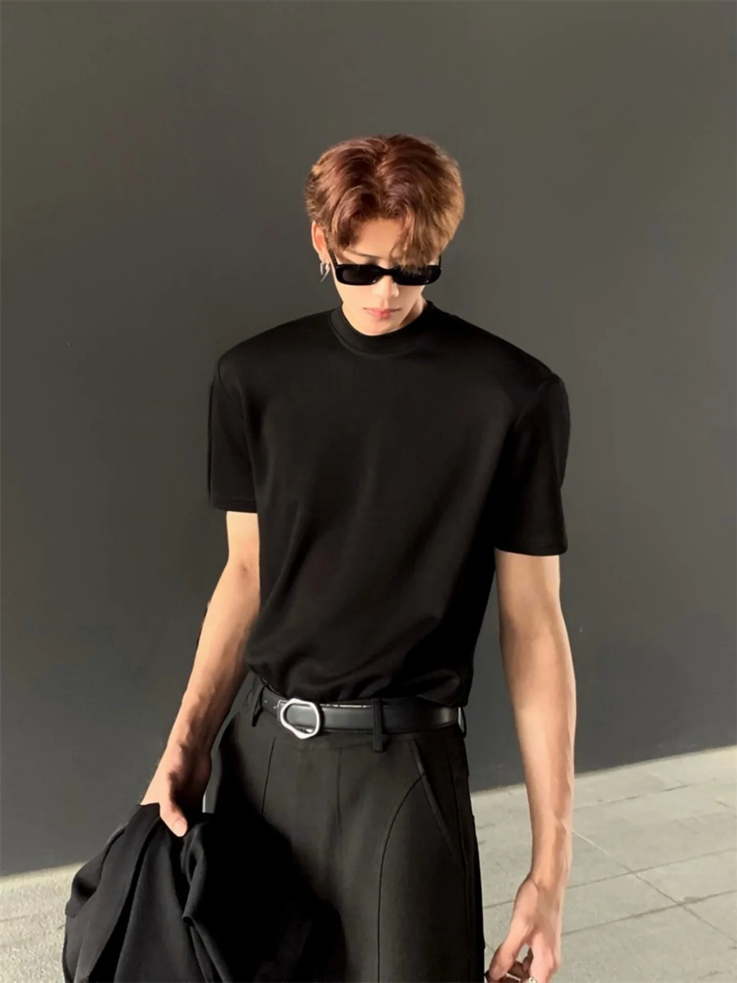 Cleanfit Pure Color Basic Short Sleeve T-Shirt Shoulder Pad Design Slim Fit Unisex Inner Wear Casual Fashion Cotton Polyester...