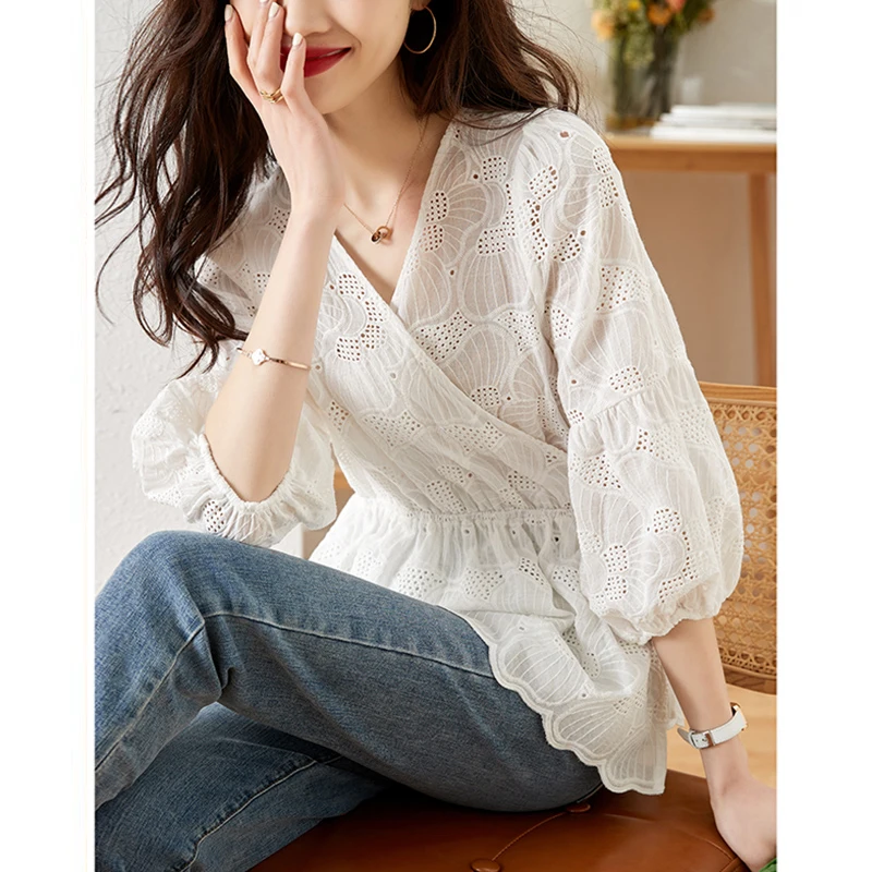 

Embroidered Hollow out V-Ne Chiffon Top Women Summer Faion Loose Long Sve Waist Cinched Doll irt Bubble Sve Design