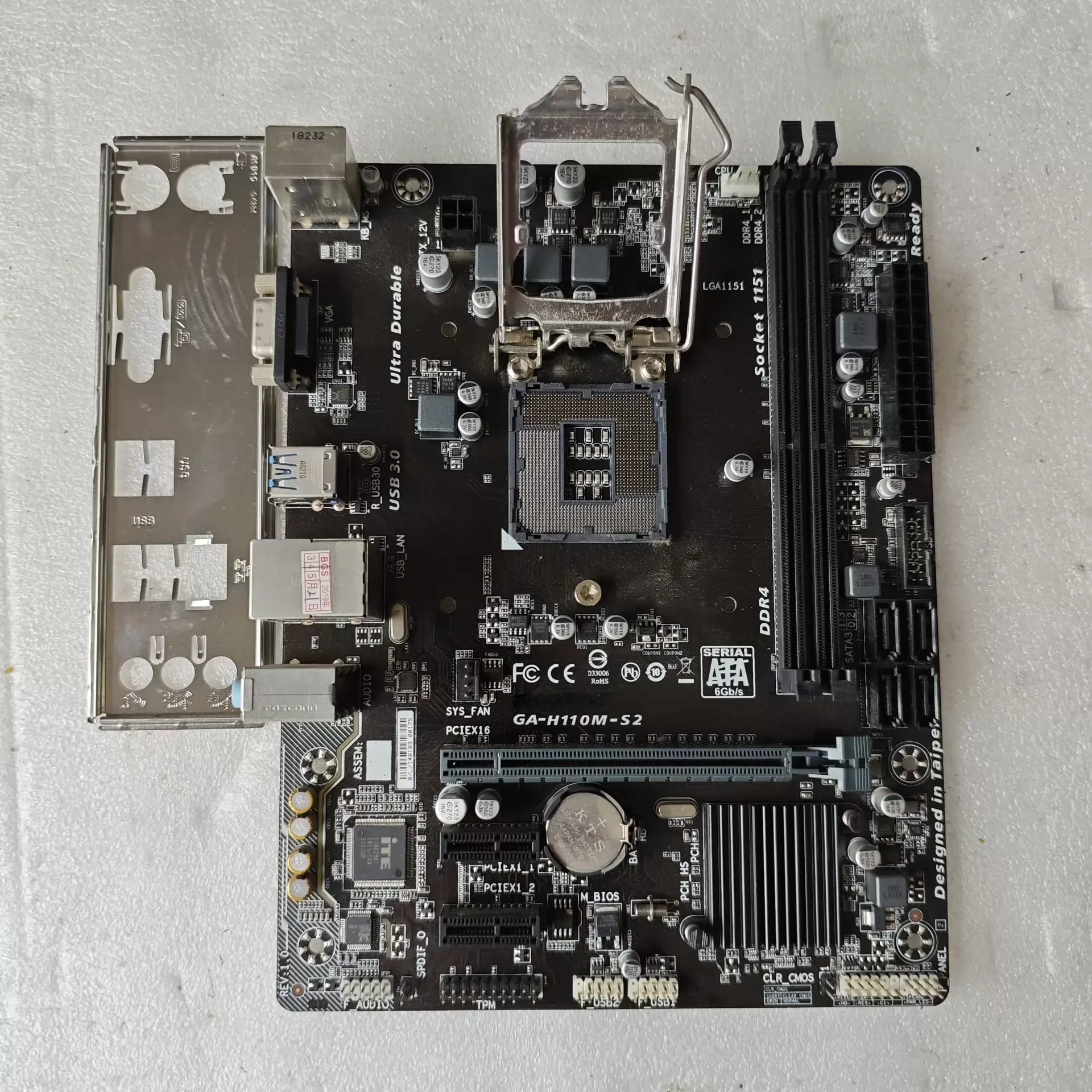 Tarjeta Madre Gigabyte GA-H110M-S2 para PC de Escritorio, H110M S2 LGA 1151 DDR4, 100% Probada, Funciona Perfectamente