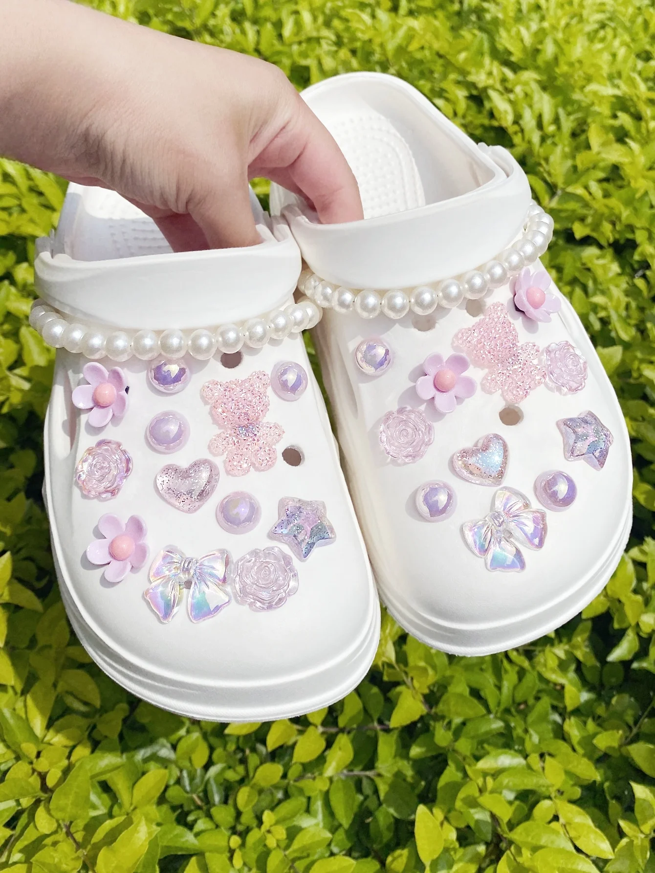 25 pieces of ABS pearl chain, pink teddy bear, sequins, love the stars and pink flowers, roses, bowknot shoe buckle DIY decorati