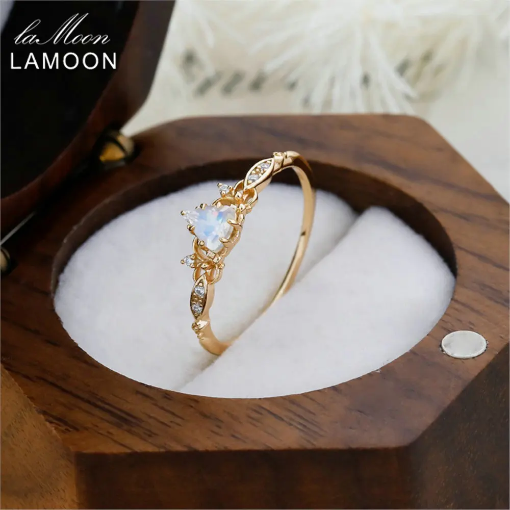 

LAMOON Natrual Gemstone Moonstone Ring For Women Exquisite Bijou 925 Sterling Silver Gold Plated Fine Jewelry Accessories Gift