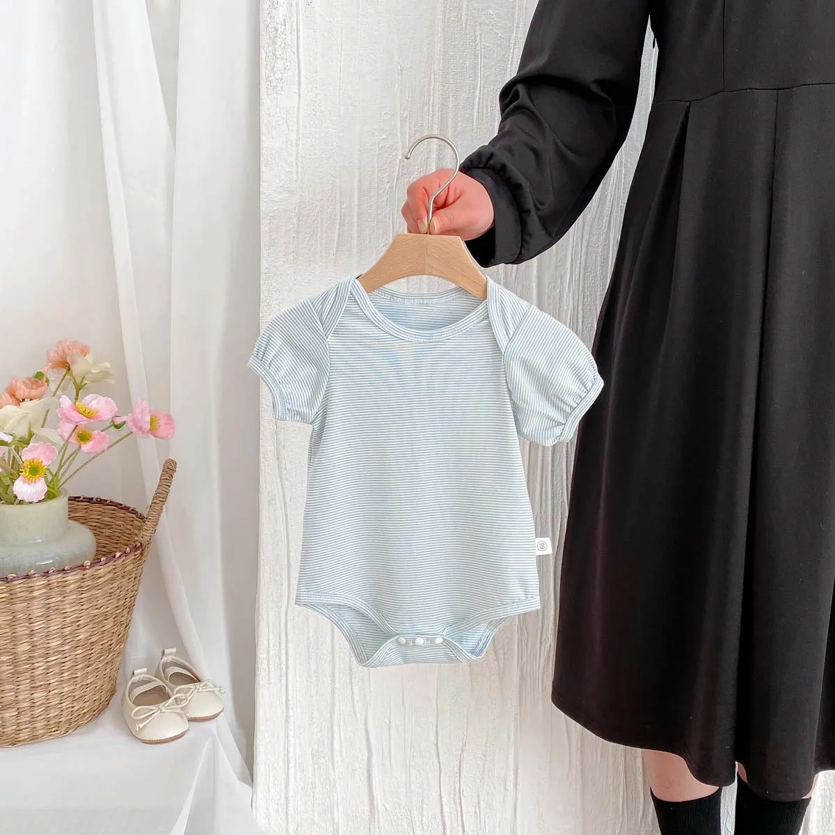Version Of Newborn Baby Summer Rabbit Ears Striped jumpsuit, Baby Cute Bubble Short Sleeve Suitable For Outerwear Jum  127
