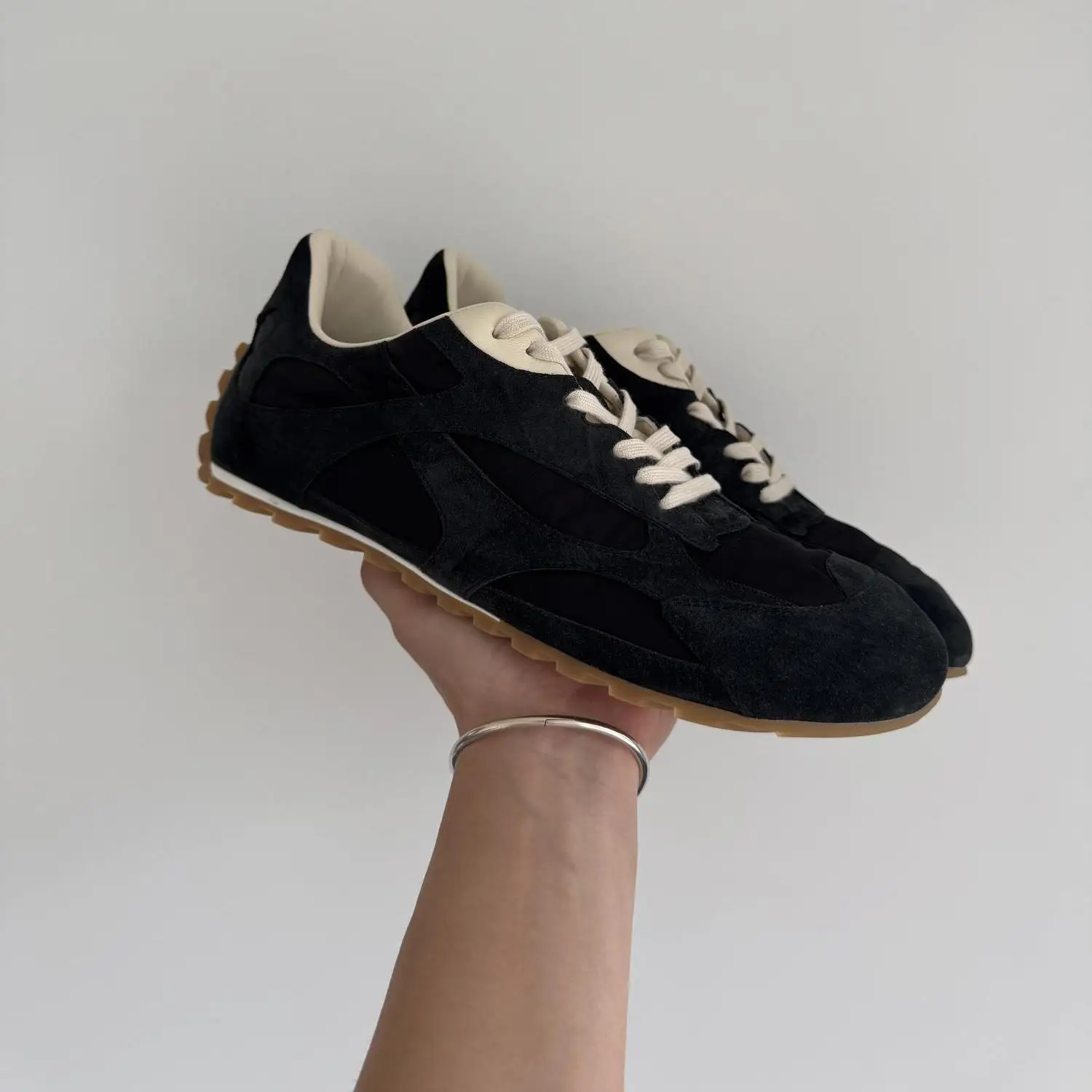 New 2025 Unisex Breathable Anti-friction Walking Shoes Lightweight Wearable Walking Shoes Walking Shoes Very Good