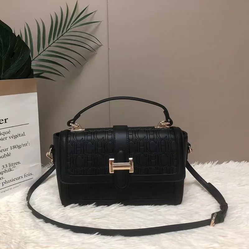 CHCH High-end Feel 2025 New Style Printed Chanel-inspired Color-blocked Handheld Small Square Bag French Single bolsos mujer