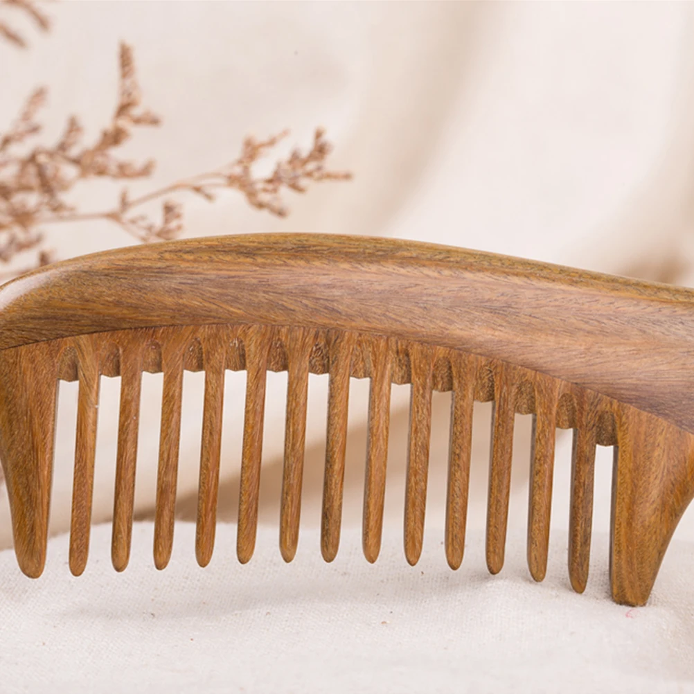 

Natural Sandalwood Wide Tooth Hair Comb Lightweight Portable Wooden Comb for Women Scalp Massage Detangler Hair Care Tool