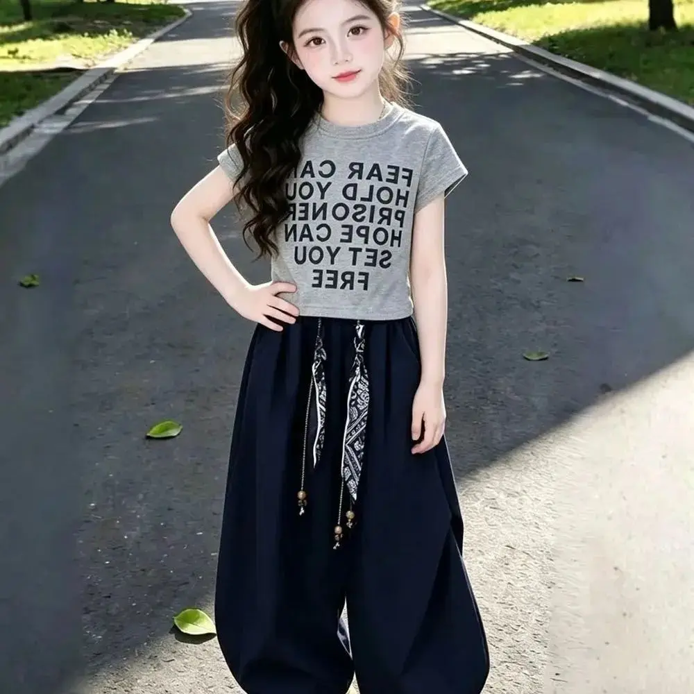 Girls' summer new short-sleeved suit children's clothing Medium and older foreign-style printed casual pants two-piece set
