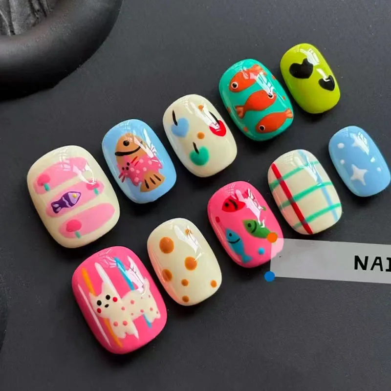 

30pcs Milky White Fake Nails Cute Cartoon Fish & Heart Plaid Press on Nail Short Oval False Nail for Women&Girl Bean Nail Art