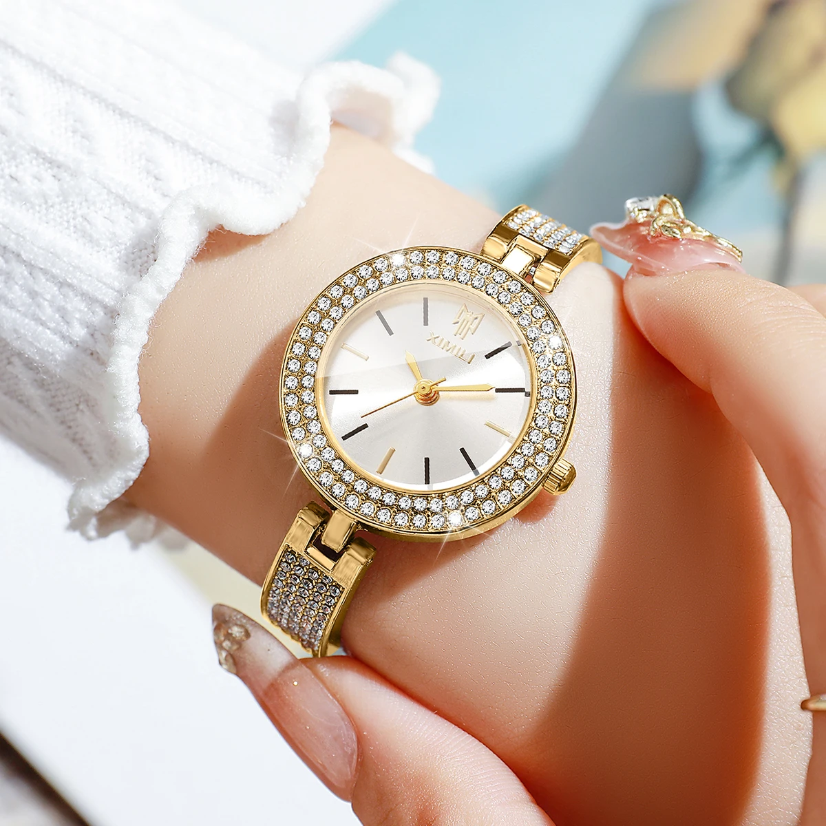 Luxury Rhinestone Bangle Women Quartz Watch Full Diamond Bezel Bracelet Wristwatches Girls Clock Relogio Feminino (Without Box)
