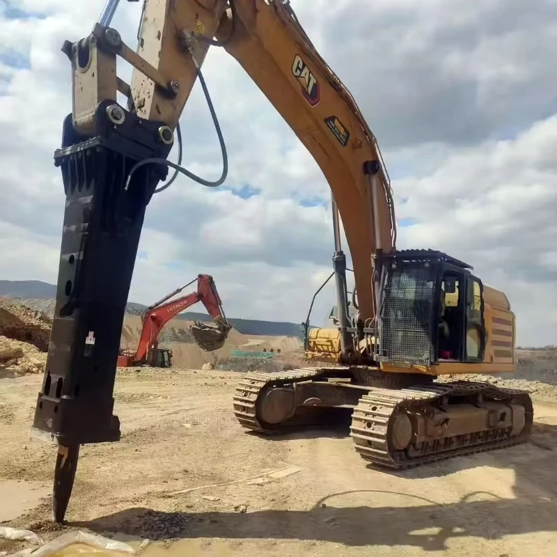 مطرقة هيدروليكية ثقيلة لتكسير  - مراجعة Heavy Equipment Breaker وسعره