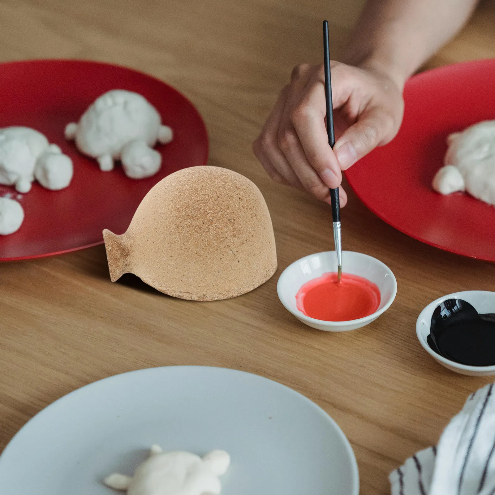 6Pcs DIY Graffiti Half Vase Mold Set Wooden Unfinished Craft Vase Molds for Kids Creative Art Education Fine Motor Skills