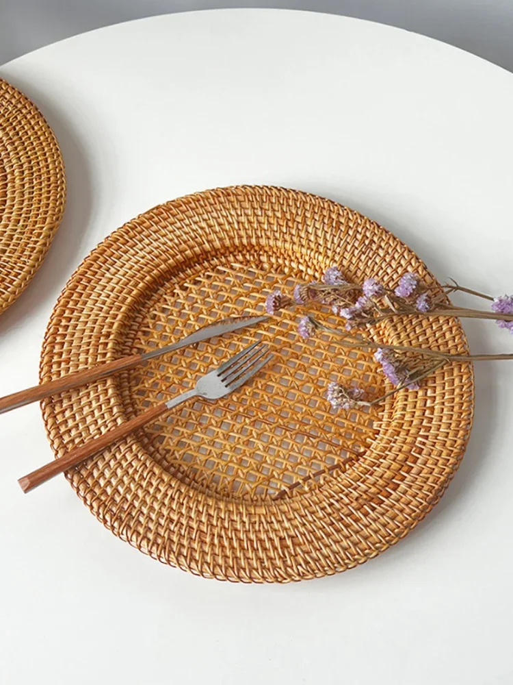 Nordic Handwoven Rattan Tray 33cm Round, Home Decor Serving Bowl for Coffee Cake Dessert, Boho Storage Organizer Kitchen Dining