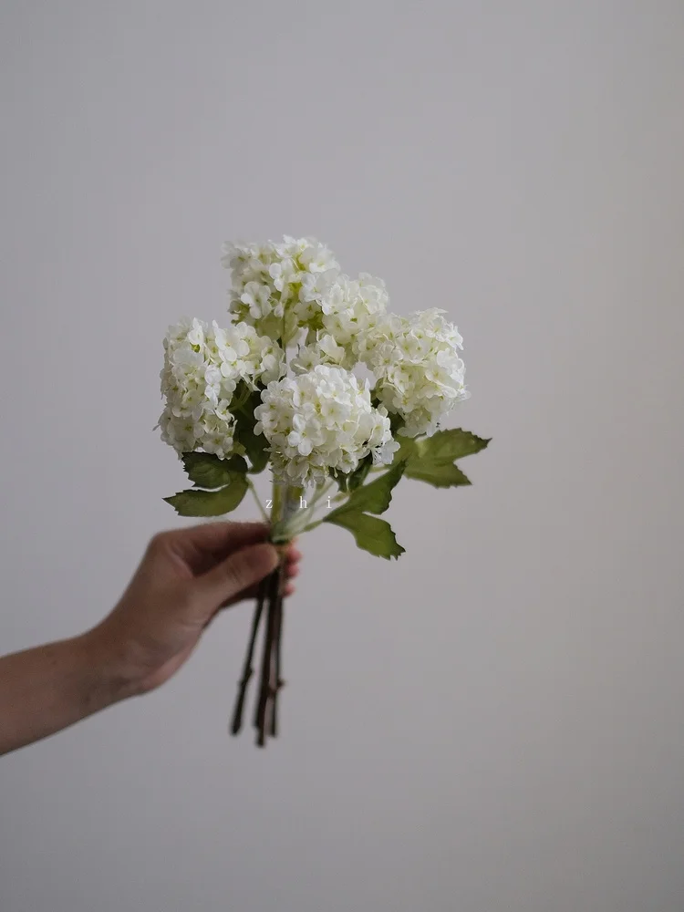 

Искусственные зеленые и белые цветы, букет для декора гостиной, украшение для дома