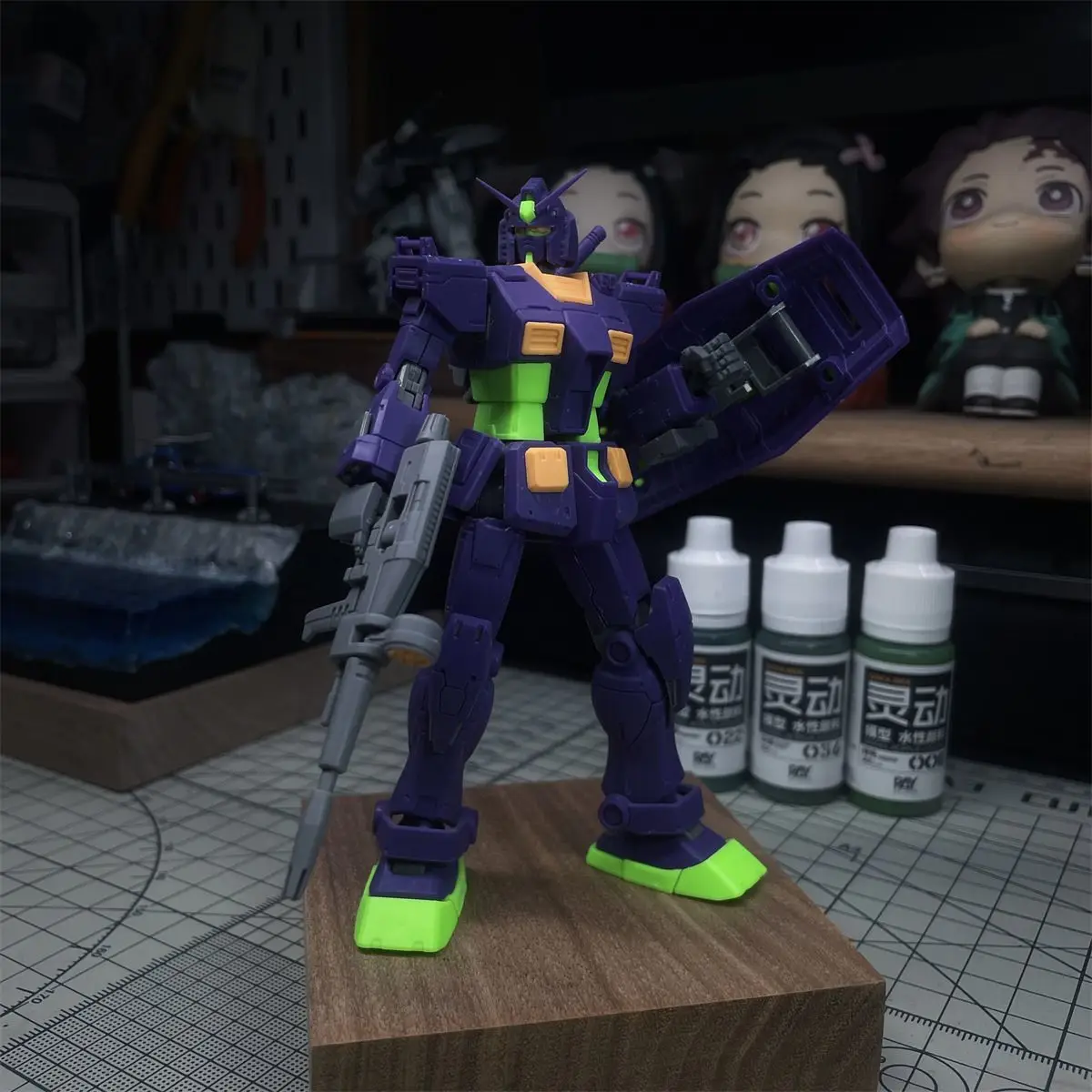 1/144 Scale HG RX-78-2 Purple Unit 01 Ver Assembly Model Kit Plastic Robot Action Figure Collectible Toy for Hobbyists