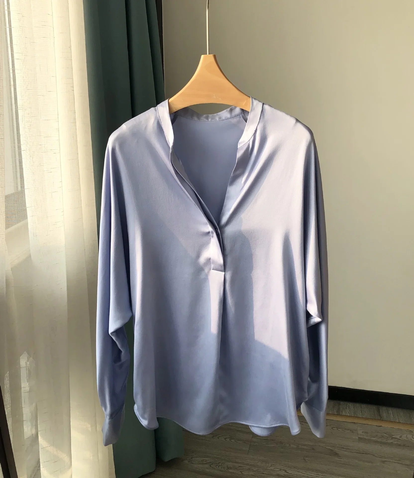 Niche Luxury 100% Silk Women Office Lady Shirts Oversize Drop Dhoulder V-neck Satin Shirt One Piece Cut Long Sleeve Solid Blouse