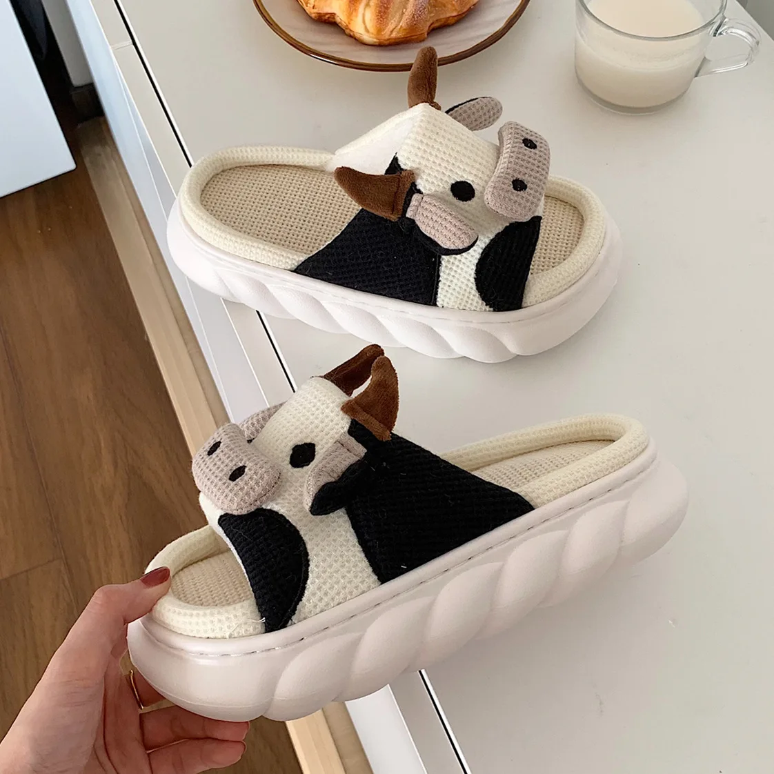 Cute Cartoon Calf Linen Slippers 2022 New Women Home Slippers Household Cotton Non Slip Thick Mute Shoes Couple Indoor Slippers