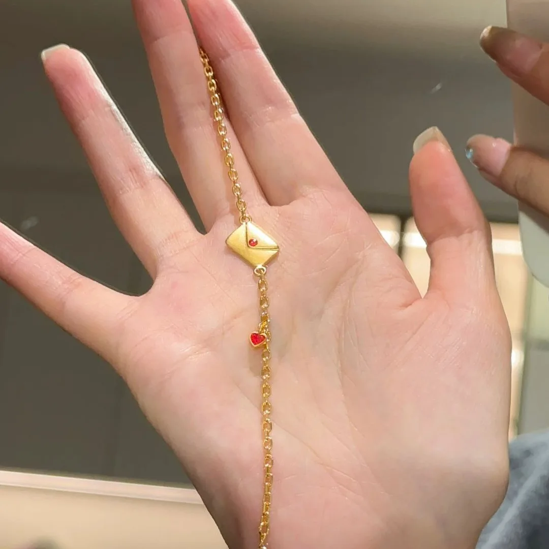 

Модные и легкие роскошные браслеты в форме сердца в стиле ретро с любовным письмом для женщин, высококачественный браслет-цепочка, милые свадебные украшения, подарок