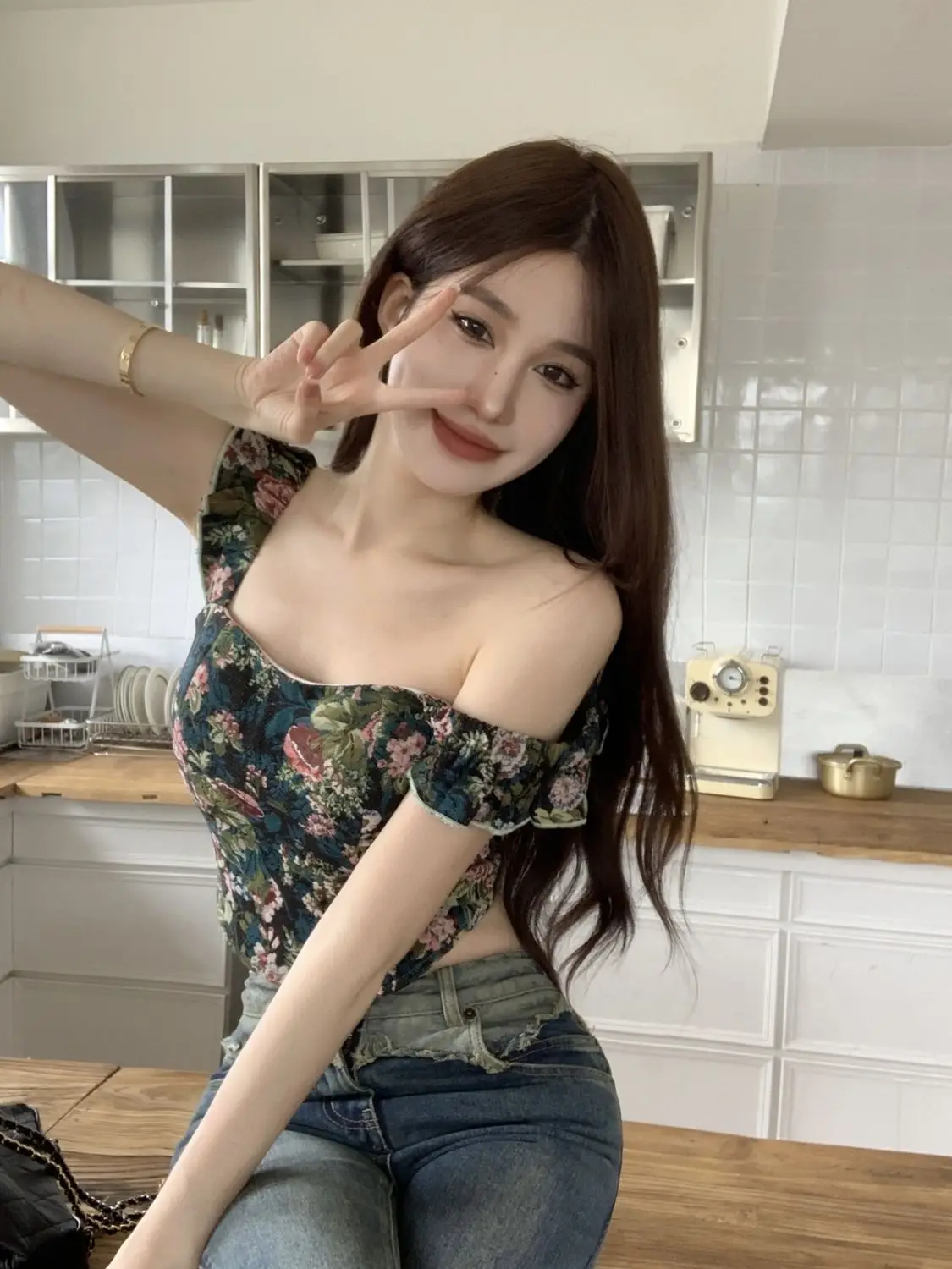 Floral Print French Vintage Vest Women Ruffles Korean Fashion Sexy Tank Top Female Holiday Party Elegant Designer Camis