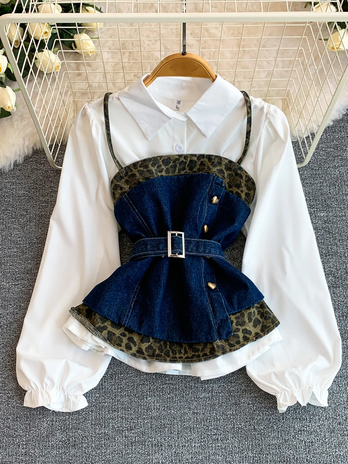 

Slimming Effectiveness Leopard Print Banderole Denim Top with Loose Shirt Skirt for Trendy Girls Korean Style Long Sleeve