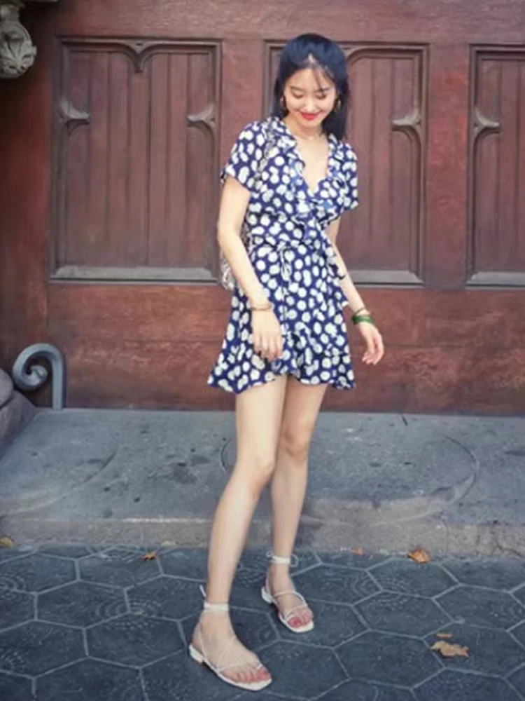 

Blue Daisy Floral Print Short Sleeve Ruffle Hem Dress Summer Fashion New Style Casual A-Line Skirt Polyester Fiber V-Neck Dress