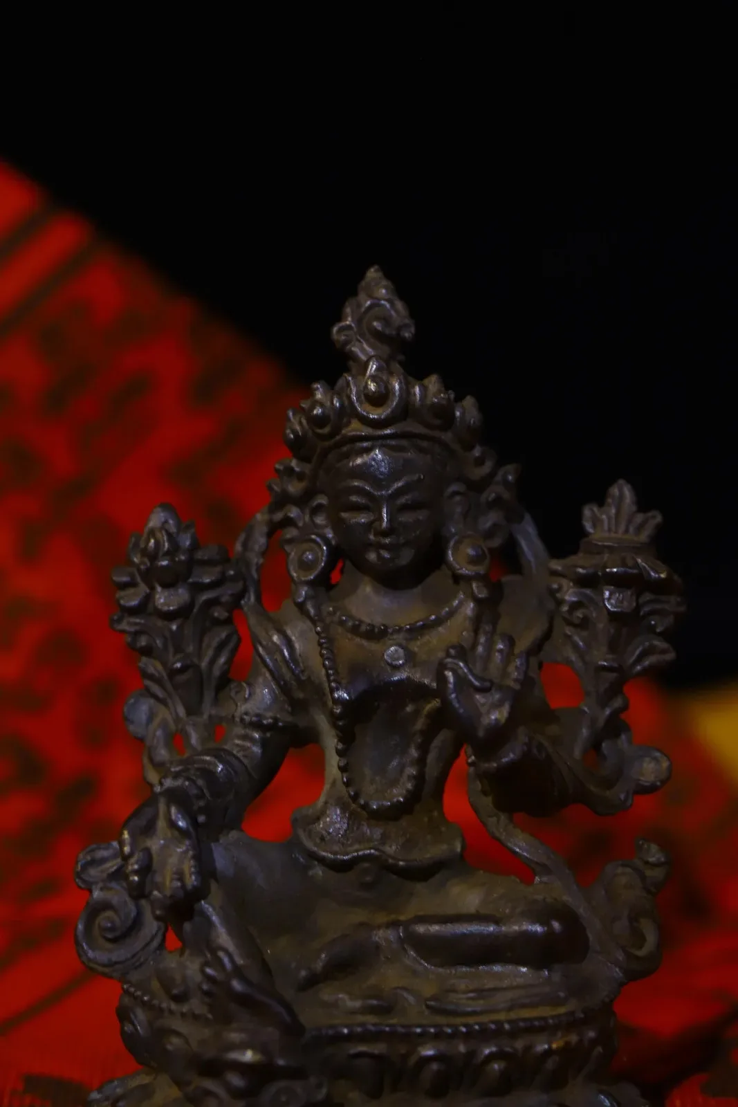 Bronze Cinnabar Green Tara Guanyin Bodhisattva Sitting Buddha Lotus Terrace