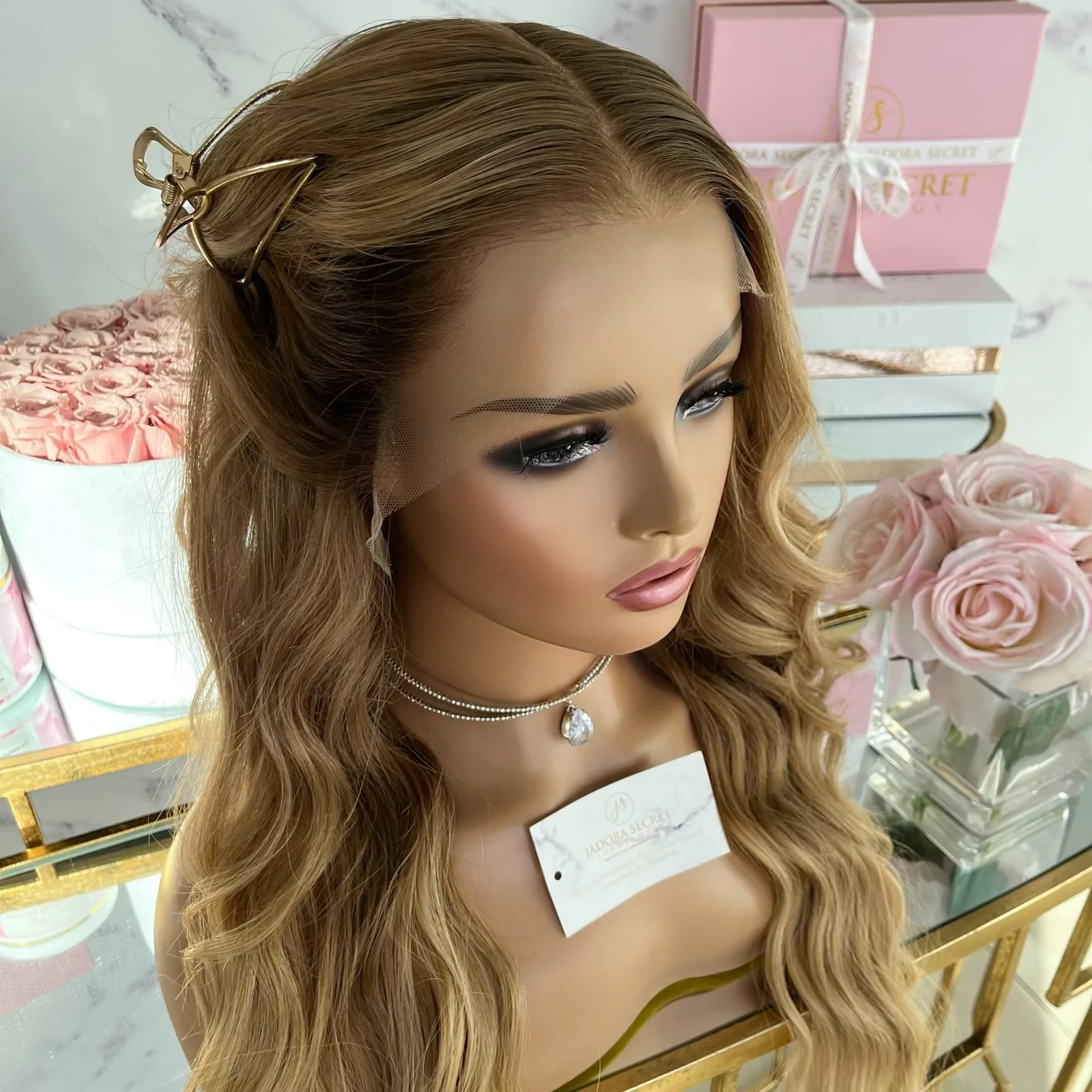 

Highlight Ombre Light Blonde Brown Colored Natural Body Wave Loose Lace Front Wigs Synthetic Wig Middle Part 13X4 Front Lace Wig