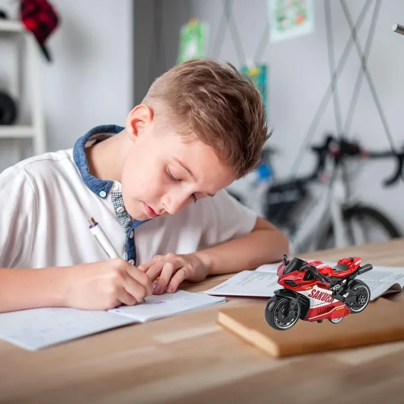 Motorbike Racing Vehicle Figures Collection Metal Alloy Mini Motorcycle Car Toys Sakura-V2 Pull Back Speed Gift for Kids Adults