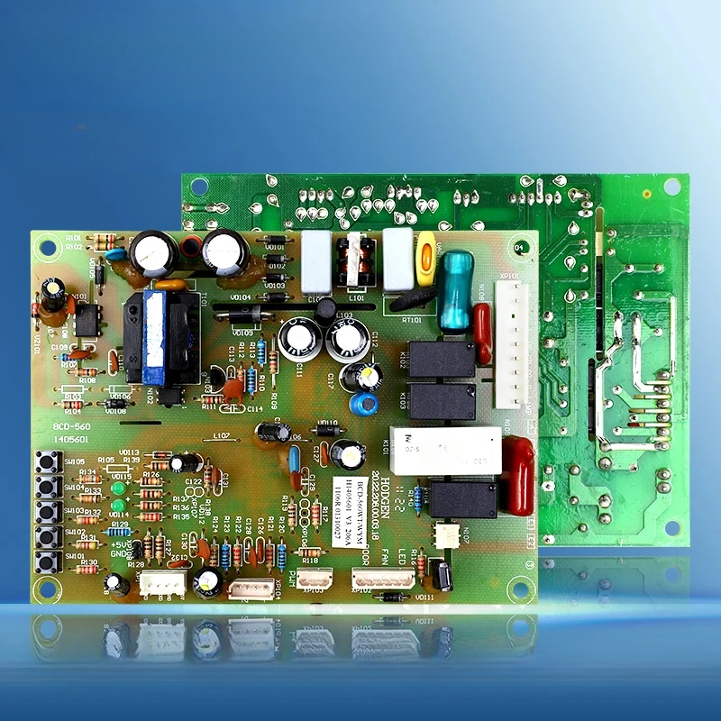 

Разборка компьютерной платы холодильника Hisense BCD-560WT/WYM-560WTD 1405601.