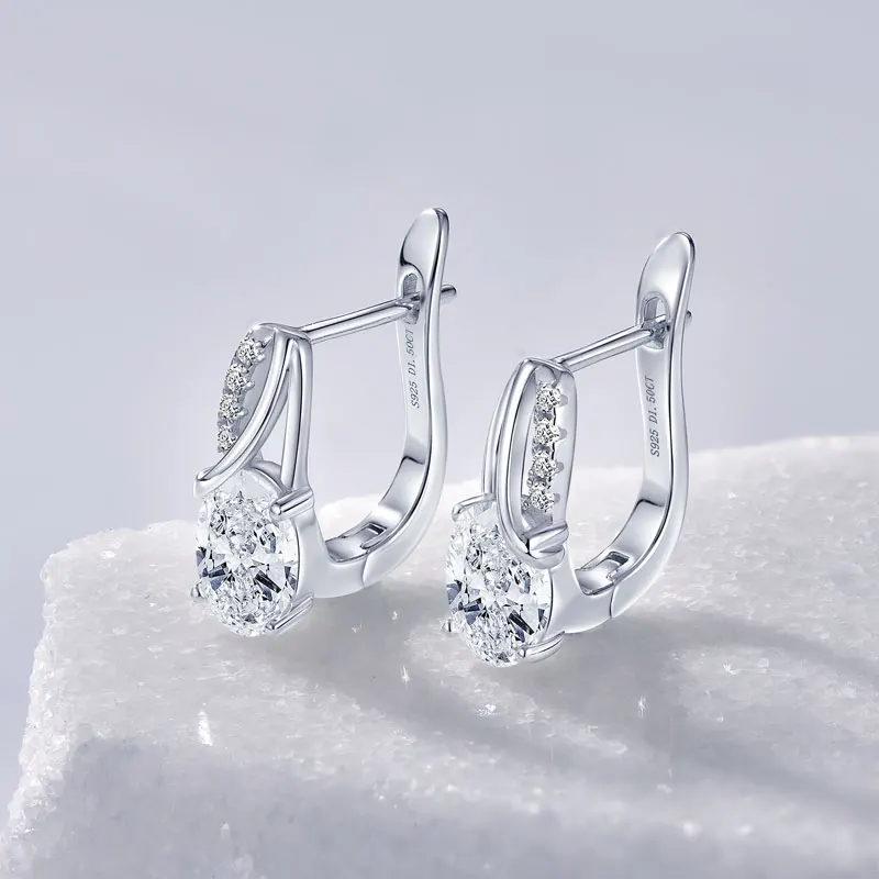 IOGOU Luxury 6x8mm Oval Cut Moissanite Huggies Earring 925 Sterling Silver Original Classic Engagement Fine Jewelry for Women