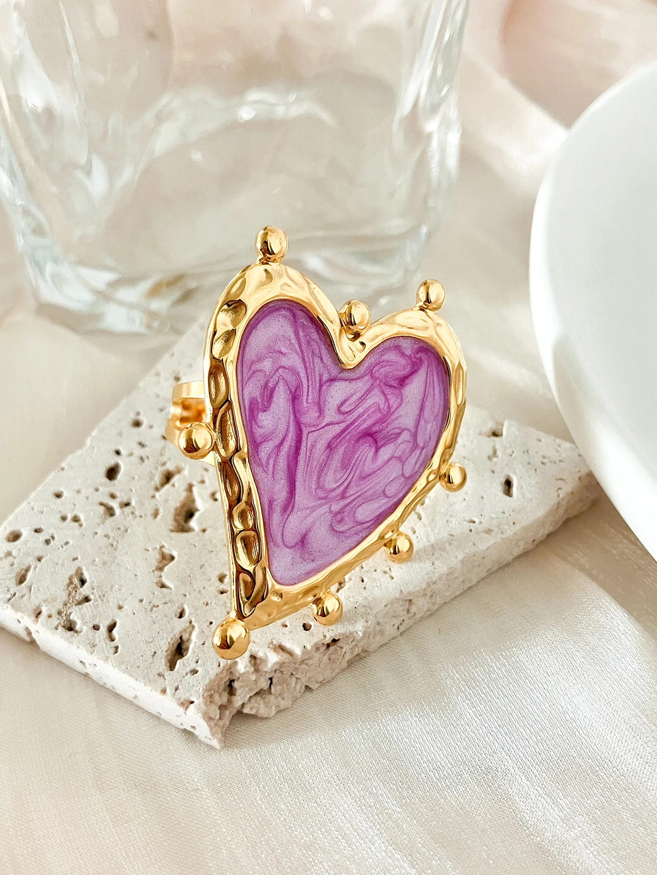 vintage vintage stainless steel magical purple heart opening ring suitable for women\'s Valentine\'s Day parties, gifts