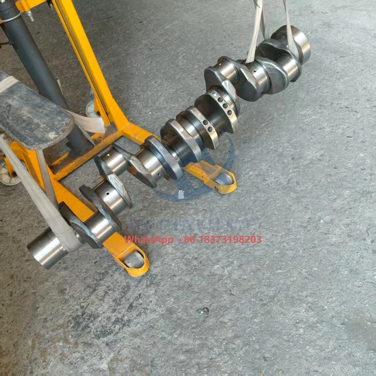 

Construction Machinery Parts S6D125 Crankshaft 6151-31-1110 for WA470-3 PC450-7 Engine 6151311110 Forged Steel Crankshaft