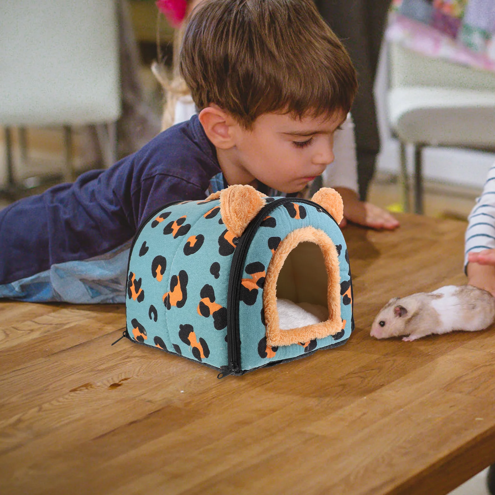 

Warm Hamster Fabric Foldable Comfortable Small Animal Nest Bunny Hamster Guinea Pig Bed Small Bunny