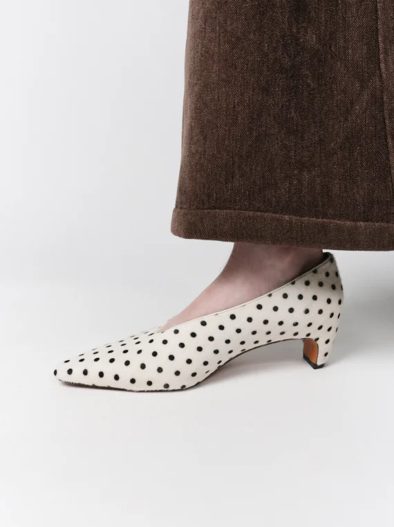 ALIAS MAE 2026 Early Spring New Spotted Horsehair Pointed Low Heel Women's Shallow Mouth Casual Versatile Single Shoes
