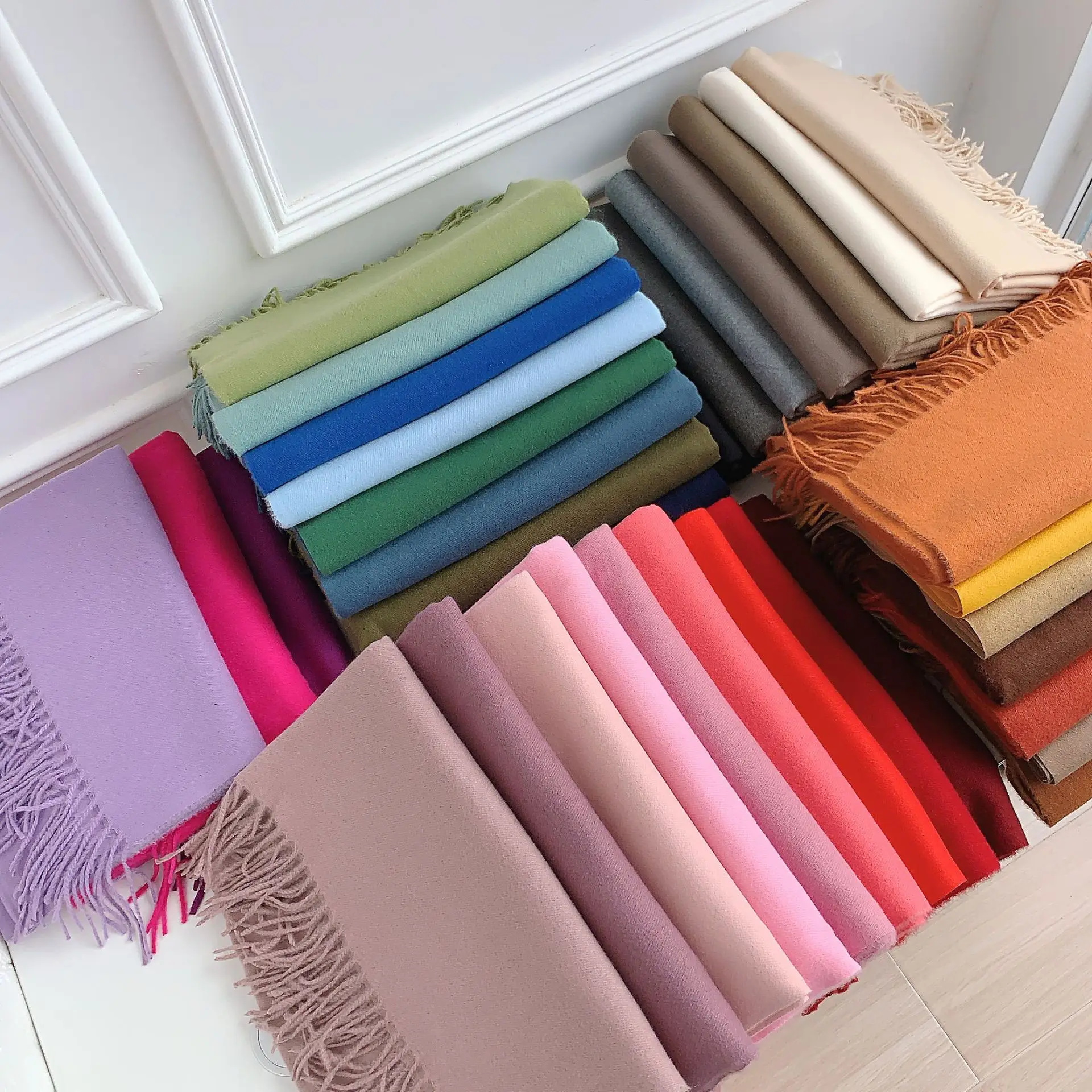 

2025 Solid Color Faux Cashmere Scarf Women Men Winter Shawl Thick Warm Fringe Long Wrap Korean Style Versatile Elegant Hijab