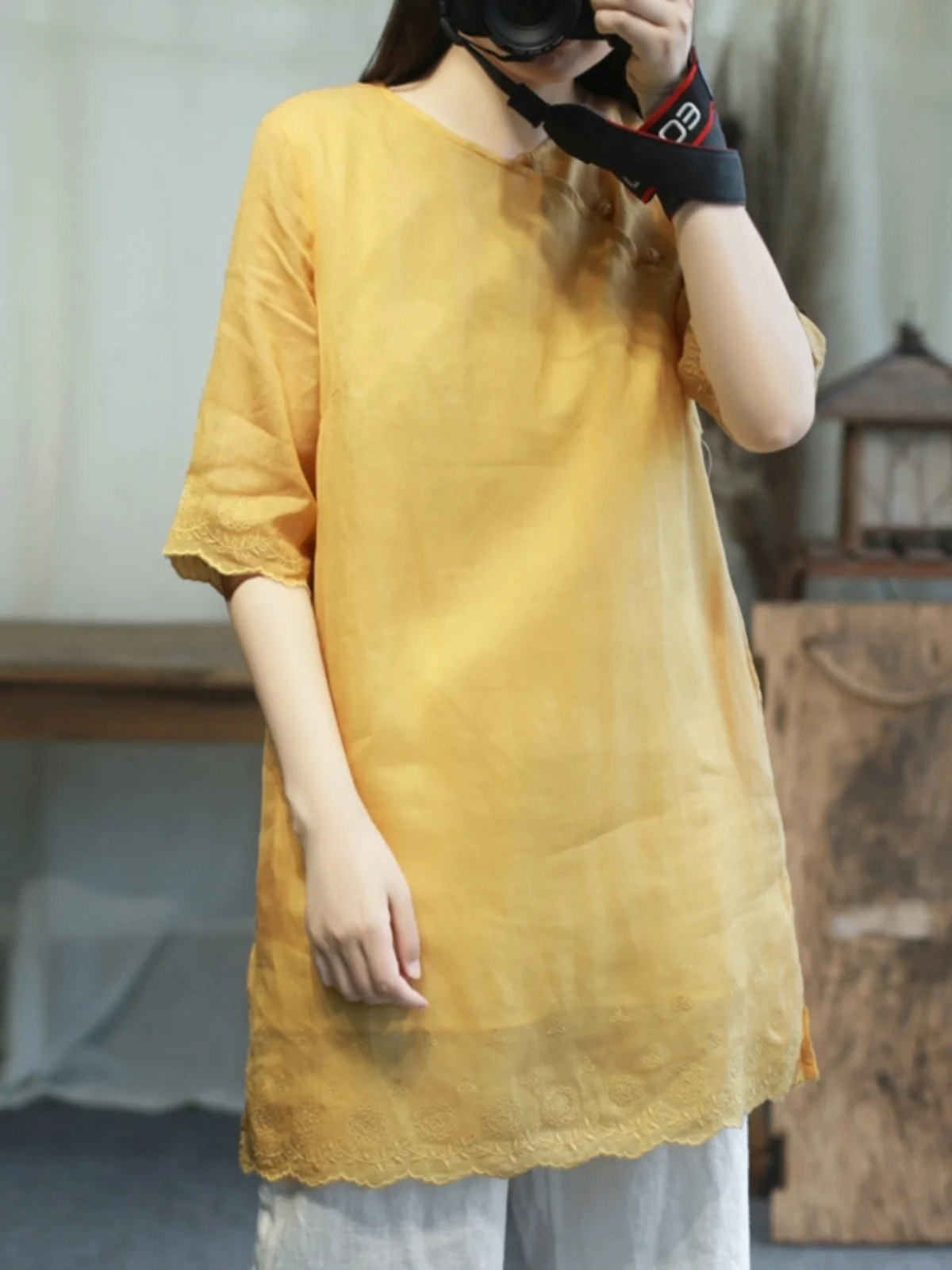 New Chinese Sle Cotton Linen irt Women Summer Mid-Length Lightweight Embroidered Loose Fit Button up round Ne Top