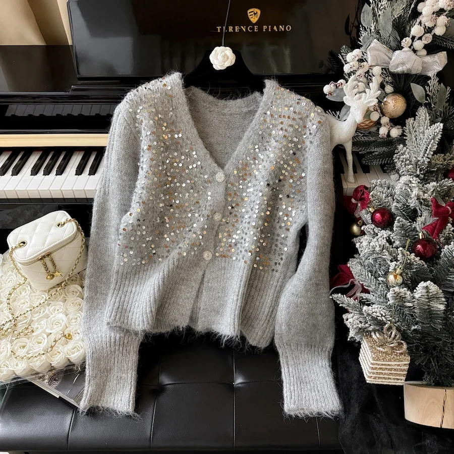 Korean Chic Super Beautiful V-neck Grey Sweater Women Top Autumn Luxury Style Short Sparkling Knitted Cardigan Women Clothing