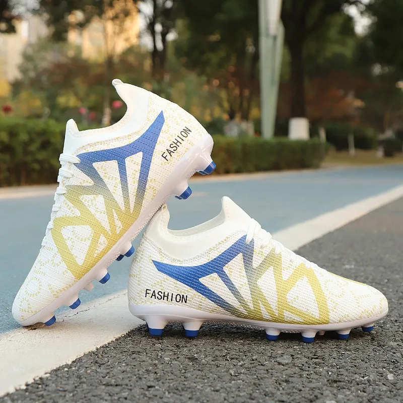 

Classic Brand Unisex Long Spike Football Shoe Top Quality Professional Soccer Shoe Comfortable Wearable Football Shoe 36-45