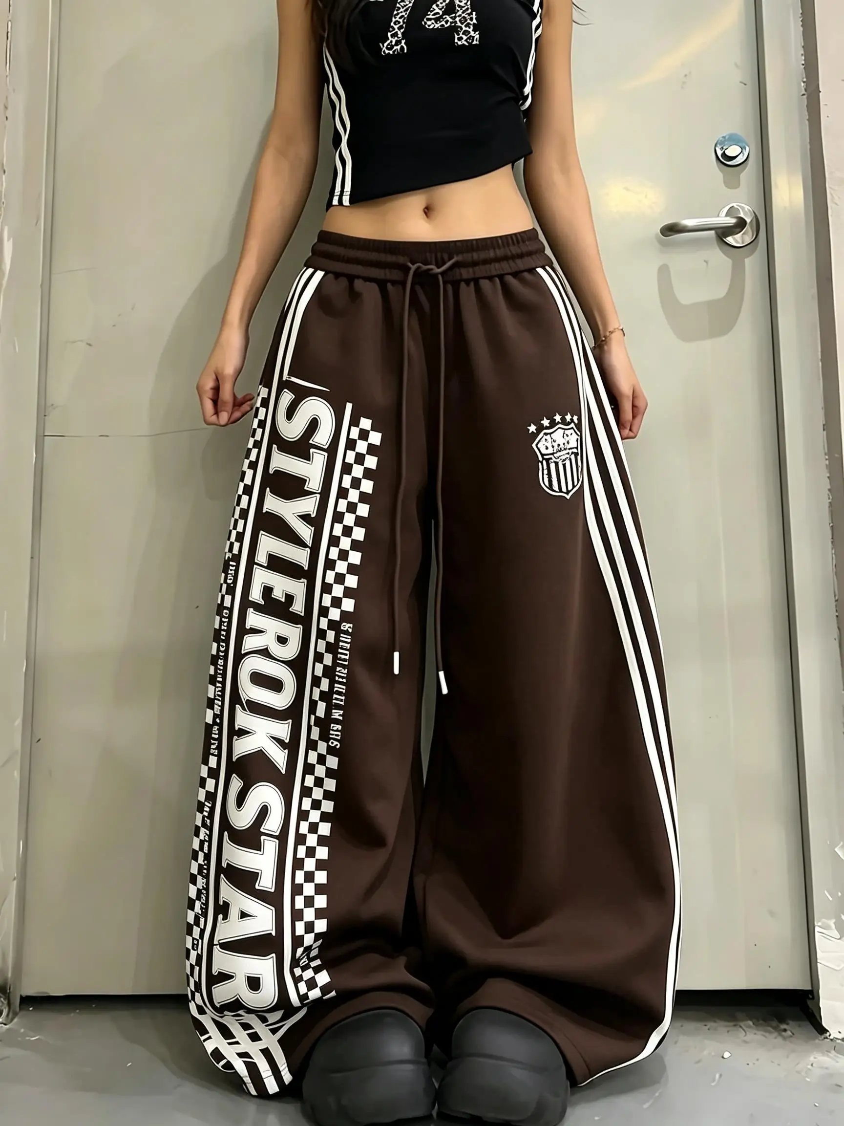 Women Side Striped Wide Leg Sweatpants Letter Print Shield Badge Elastic Drawstring Hip Hop Trousers