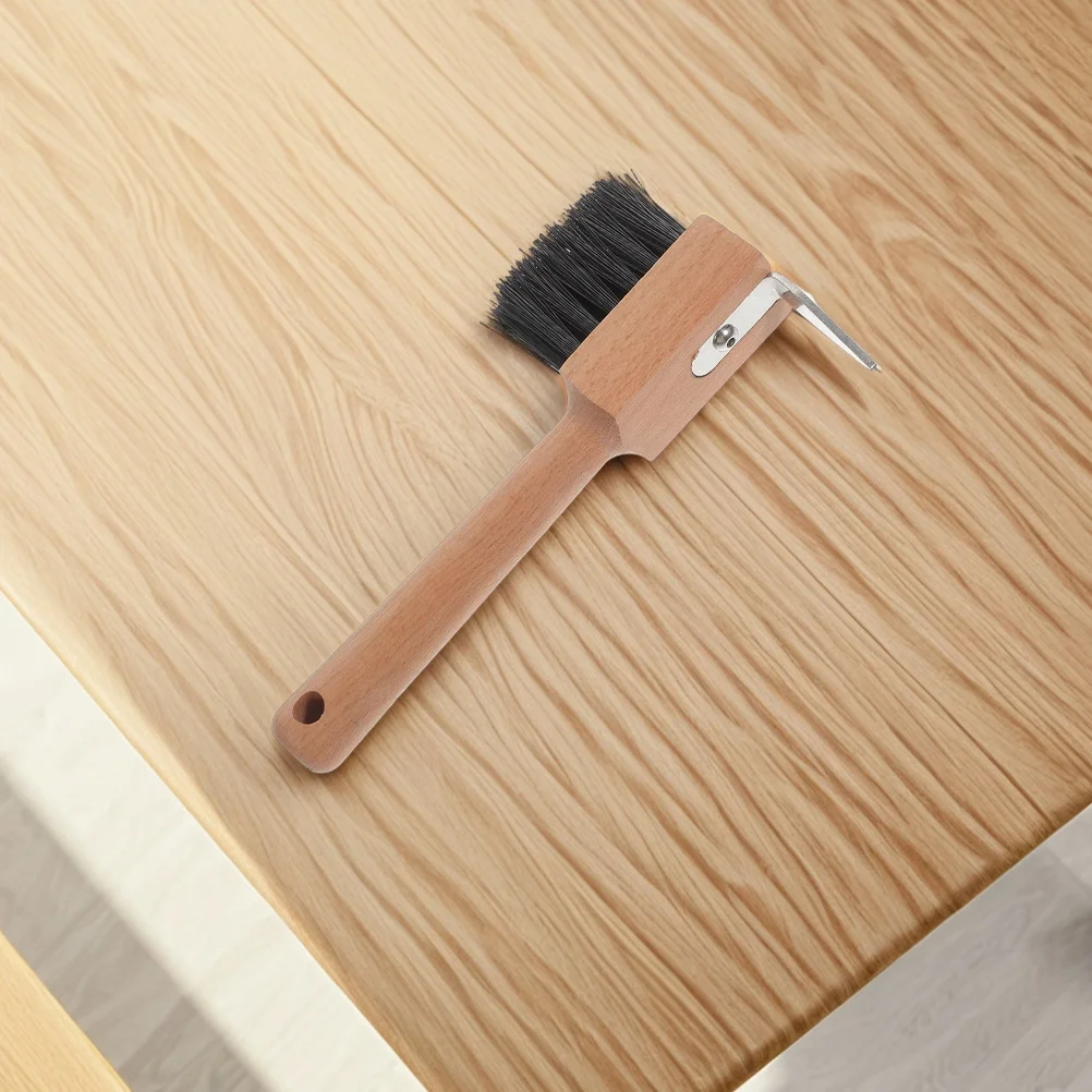 قطعتان من أداة الحافر مع فرشاة، مقبض خشبي مريح، أداء تنظيف شامل، رائع للاستخدام في الهواء الطلق والمزرعة