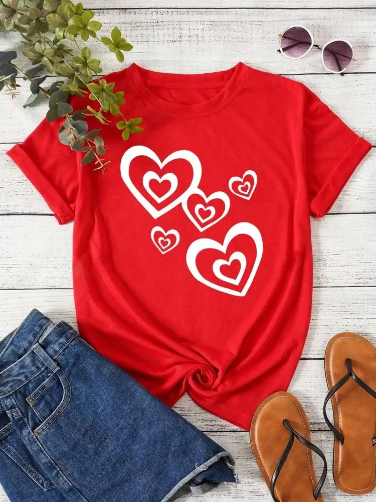 

Забавная футболка с леопардовым принтом в виде сердца для женщин, одежда, повседневная футболка с короткими рукавами, модная уличная одежда, женские рубашки с круглым вырезом